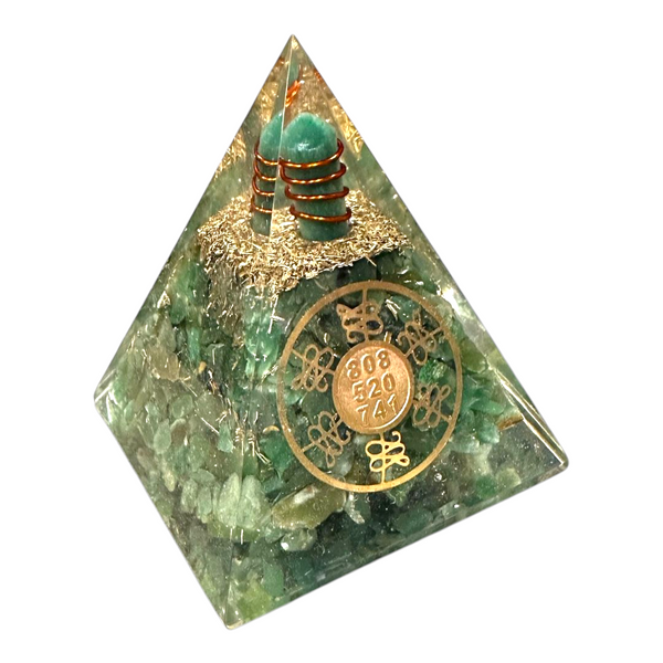 Green Aventurine Zibu Orgonite Pyramid – Energy Healing Crystal, Spiritual Protection & Chakra Balan